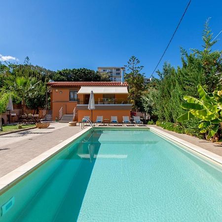 Rea'S Sea House Villa Kato Galatas Exterior photo
