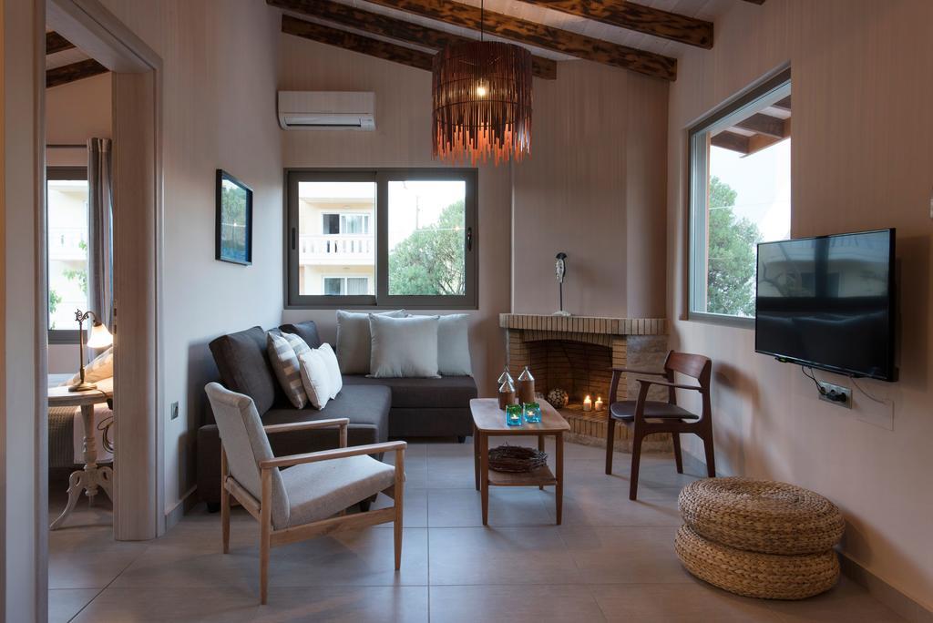Rea'S Sea House Villa Kato Galatas Exterior photo