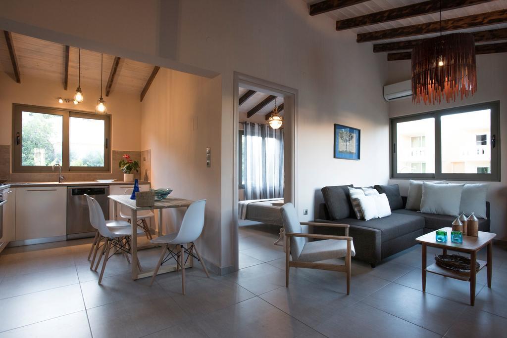 Rea'S Sea House Villa Kato Galatas Exterior photo